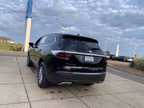 Used 2023 Buick Enclave Essence w/ LPO, Floor Liner Package FWD image 9