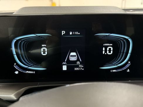 Used 2025 Kia Telluride S AWD/4WD image 12