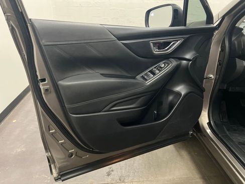 Used 2019 Subaru Forester Limited image 12