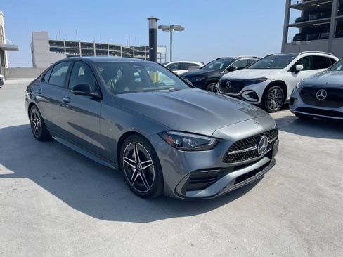 Used 2022 Mercedes-Benz C 300 Sedan image 2