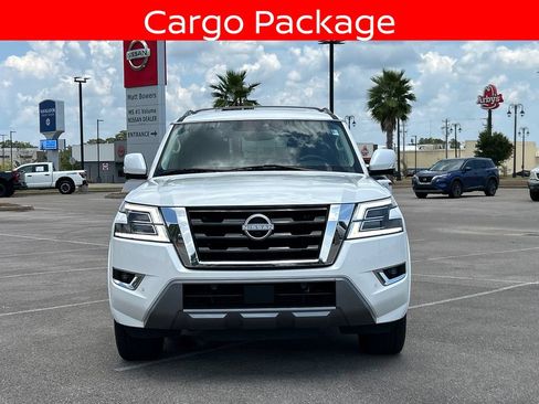 Used 2023 Nissan Armada SL w/ Captain's Chairs Package RWD image 10