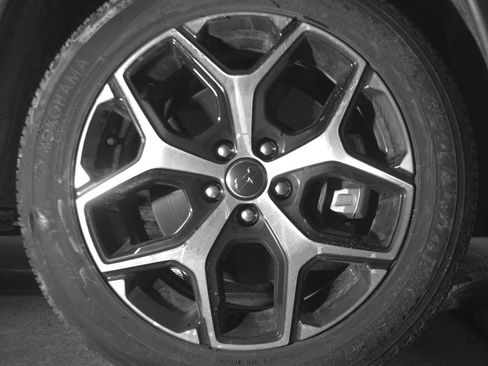 Used 2025 Jeep Compass Limited image 13