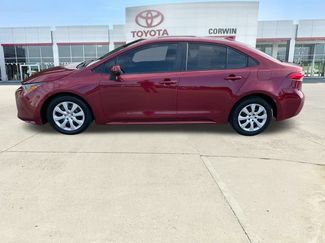 Used 2023 Toyota Corolla LE FWD video 2