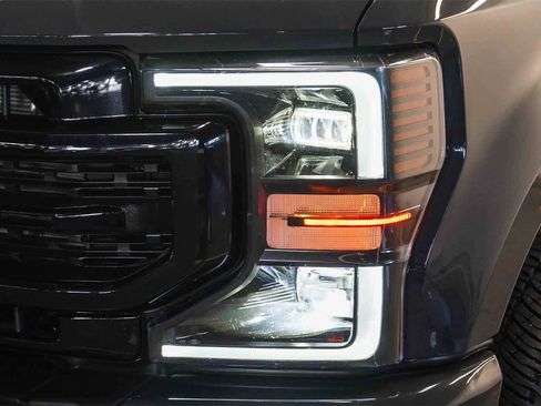 Used 2021 Ford F250 Lariat image 8