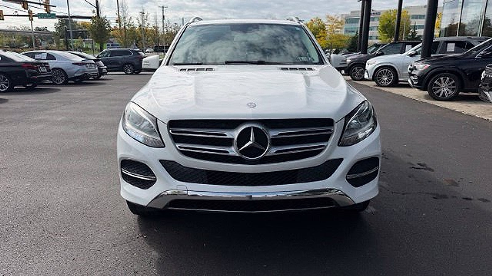 Certified 2016 Mercedes-Benz GLE 350 4MATIC image 2