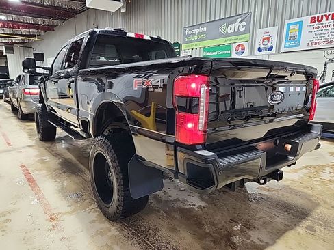 Used 2023 Ford F250 XLT image 6