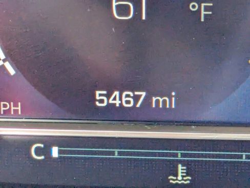 Used 2025 Chevrolet Silverado 1500 High Country image 36