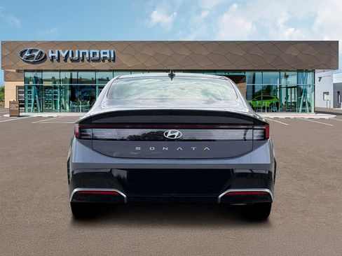 New 2026 Hyundai Sonata SEL FWD image 6
