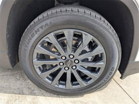 Used 2023 Chevrolet Traverse RS w/ LPO, Floor Liner Package image 10