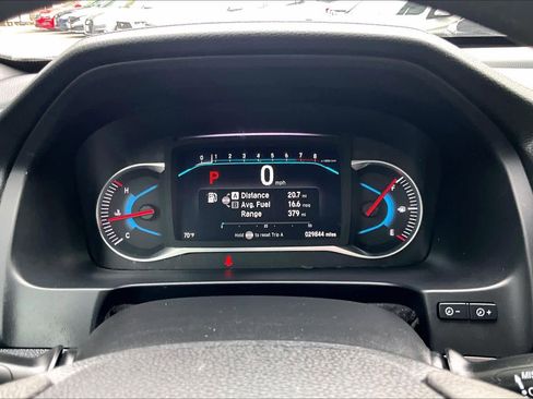 Used 2022 Honda Pilot Sport image 25