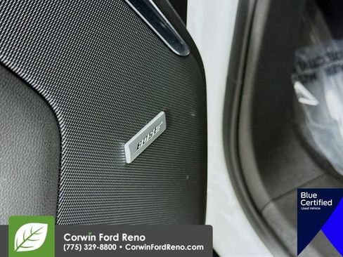 Used 2025 GMC Yukon Denali w/ Denali Reserve Package image 23