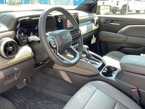 Used 2025 Chevrolet Colorado ZR2 w/ ZR2 Bison Edition image 14