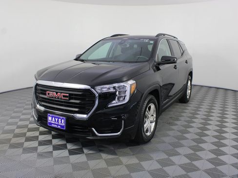Used 2024 GMC Terrain SLE w/ Driver Convenience Package FWD image 22