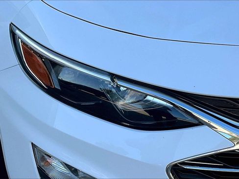 Used 2023 Chevrolet Malibu LT image 30