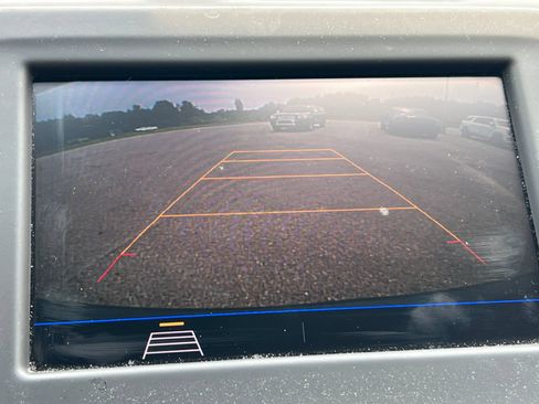 Certified 2020 Chevrolet Equinox LT w/ Driver Convenience Package FWD image 9