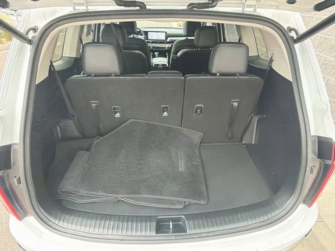 Used 2025 Kia Telluride S AWD/4WD image 32