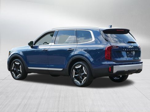 Certified 2024 Kia Telluride S w/ S Sunroof Package AWD/4WD image 5