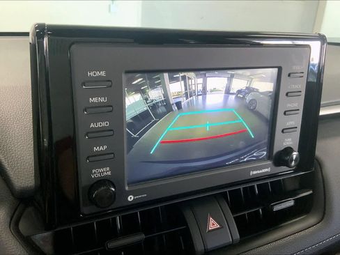 Used 2022 Toyota RAV4 XLE image 24