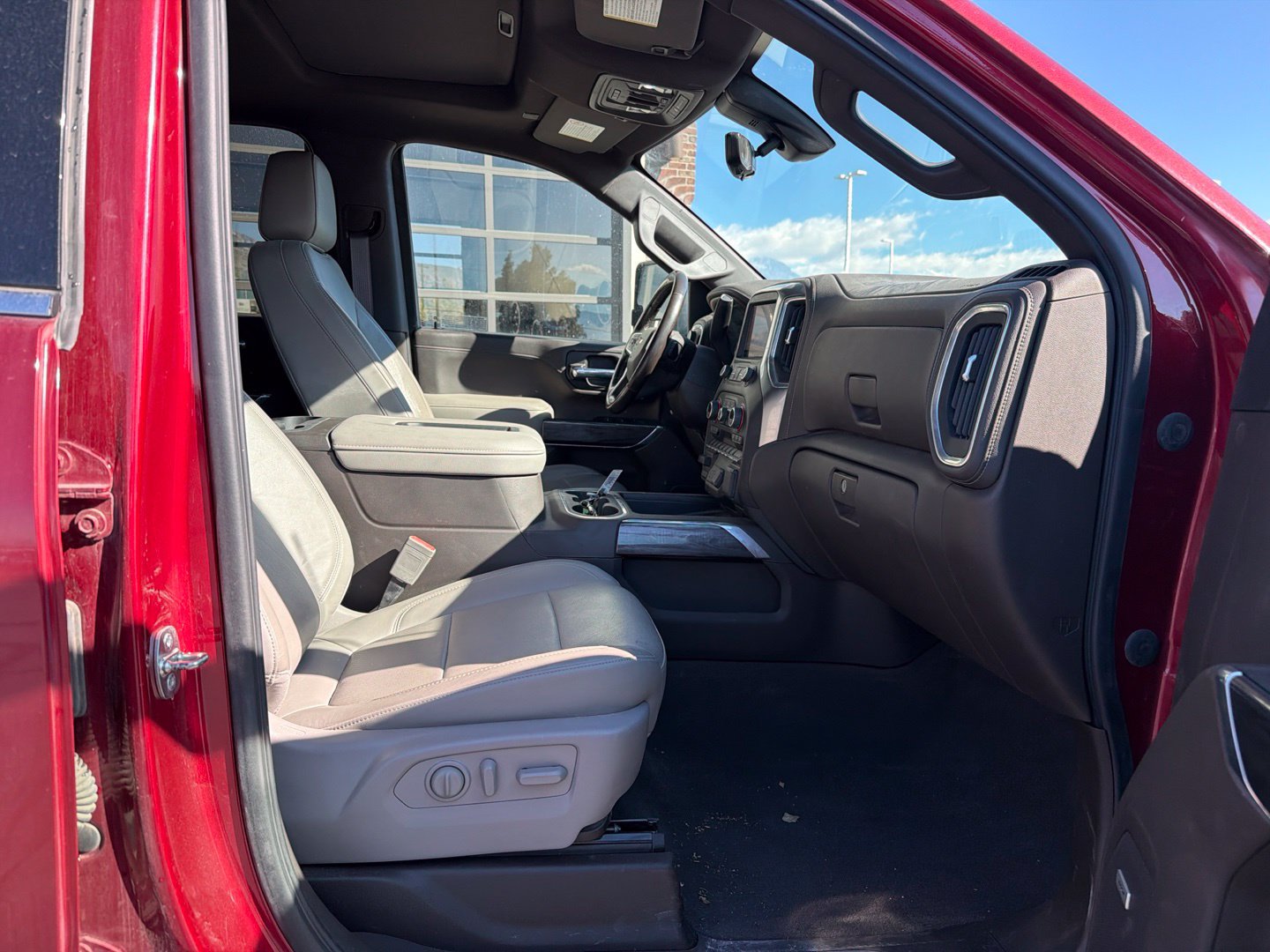 Used 2020 Chevrolet Silverado 2500 LTZ w/ LTZ Premium Package AWD/4WD image 19