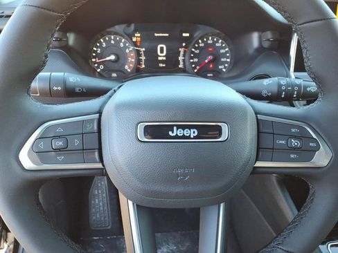New 2026 Jeep Compass Latitude image 12