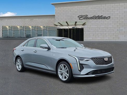 Certified 2025 Cadillac CT4 Luxury image 3