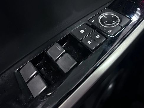 Used 2019 Lexus IS 300 AWD w/ Premium Package image 5