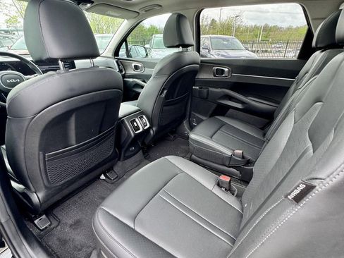 Used 2024 Kia Sorento X-Line EX image 13