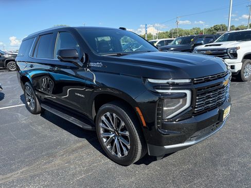 Used 2026 Chevrolet Tahoe High Country w/ Sun And Tow Package AWD/4WD image 7