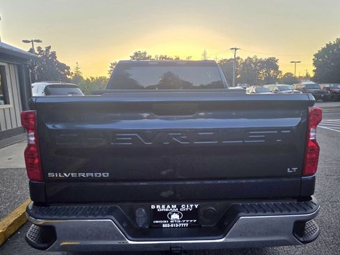 Used 2021 Chevrolet Silverado 1500 LT w/ Bed Protection Package image 10