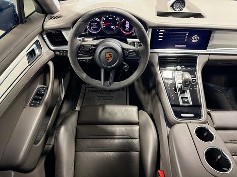 Used 2023 Porsche Panamera GTS image 17