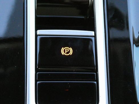 New 2026 Volkswagen Atlas SEL Premium R-Line image 16