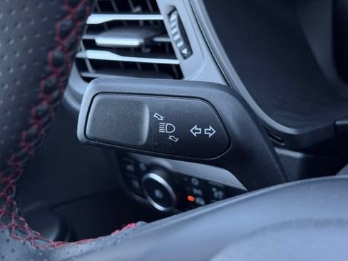 Used 2024 Ford Escape ST-Line Select AWD/4WD image 29