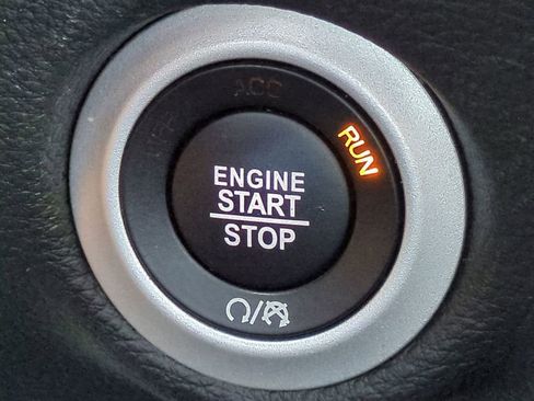 Used 2022 Chrysler Pacifica Pinnacle image 30