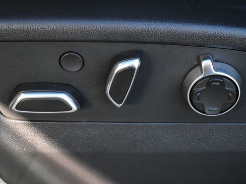 Used 2024 GMC Sierra 2500 Denali Ultimate image 15