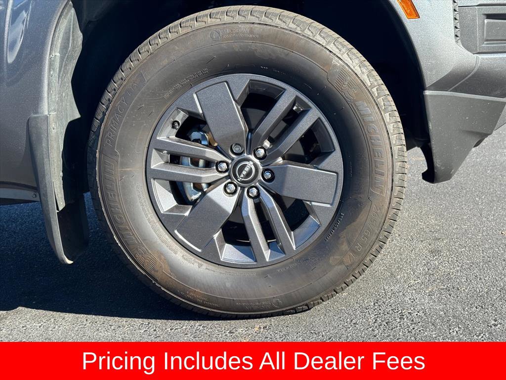 Used 2025 Nissan Frontier SV RWD image 9