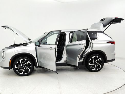 Used 2024 Mitsubishi Outlander Ralliart image 32