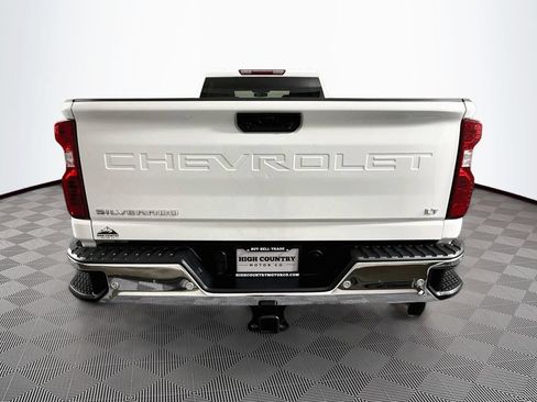 Used 2023 Chevrolet Silverado 3500 LT w/ Convenience Package AWD/4WD image 6
