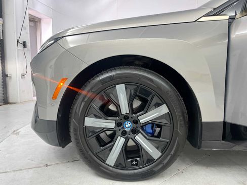 Used 2023 BMW iX xDrive50 w/ Sport Package AWD/4WD image 24
