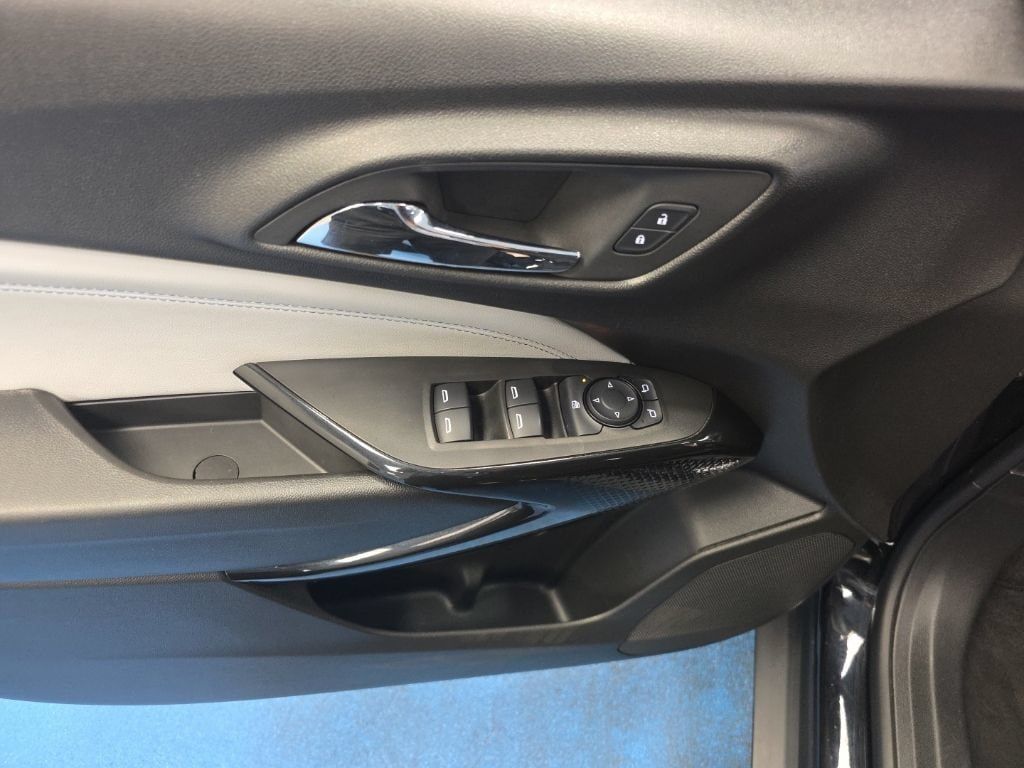 Certified 2024 Chevrolet Trax LT FWD image 16