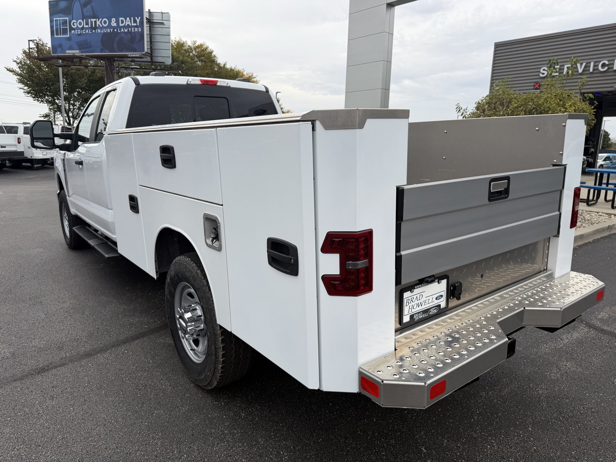 New 2026 Ford F350 XL w/ XL Chrome Package AWD/4WD image 8