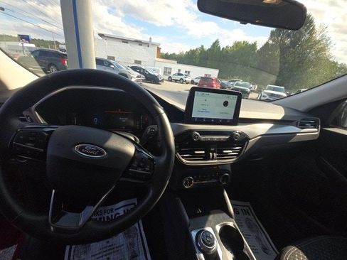 Used 2023 Ford Escape Active image 12