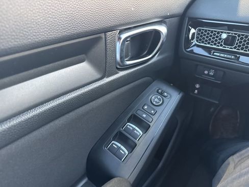 Used 2024 Honda Civic Sport image 8