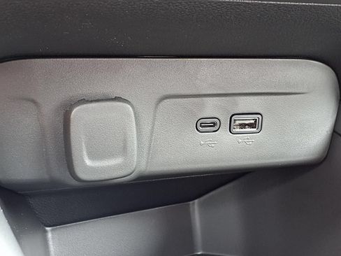 New 2026 Chevrolet Trax LS w/ LS Convenience Package FWD image 18