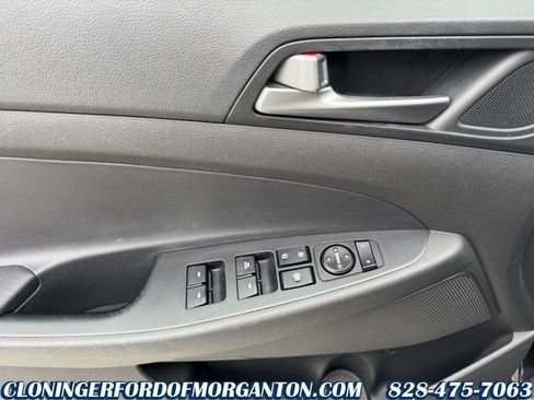 Used 2017 Hyundai Tucson Sport image 25
