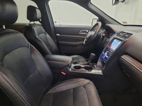 Used 2017 Ford Explorer Limited FWD image 21