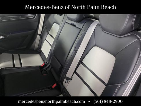 Used 2023 Porsche Cayenne Turbo image 14