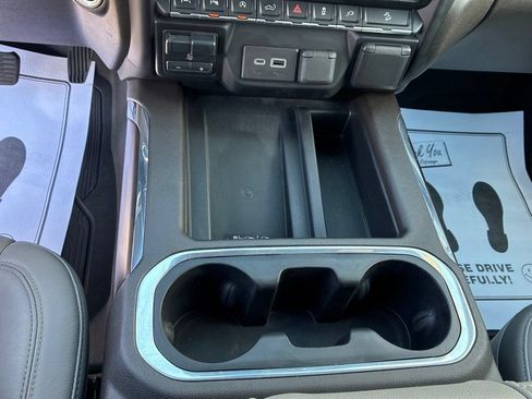 Used 2020 GMC Sierra 1500 SLT w/ SLT Premium Plus Package AWD/4WD image 20