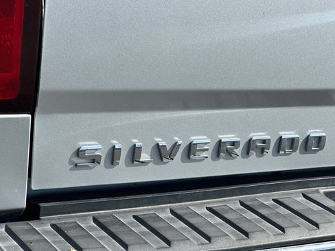 Used 2015 Chevrolet Silverado 1500 LTZ RWD image 23