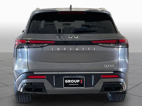 Used 2023 INFINITI QX60 Luxe w/ Vision Package FWD image 4