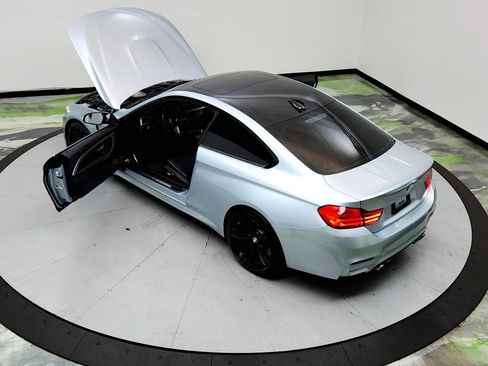 Used 2016 BMW M4 Coupe image 38